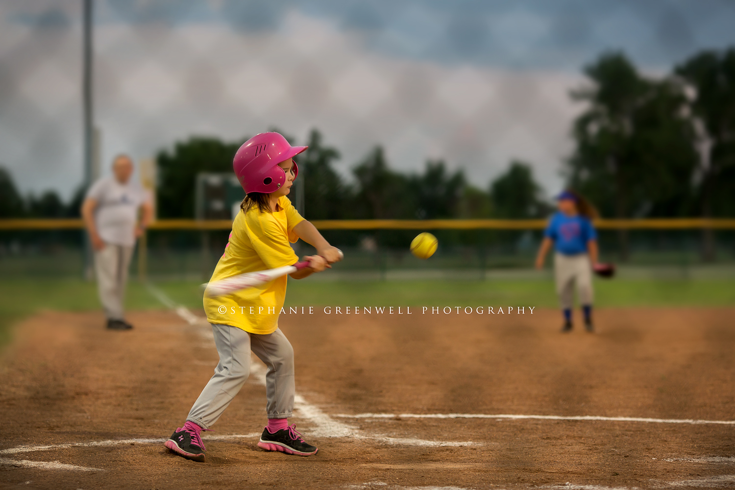 caruthersville baseball league coach little league girl hitting softball southeast missouri photographer stephanie greenwell