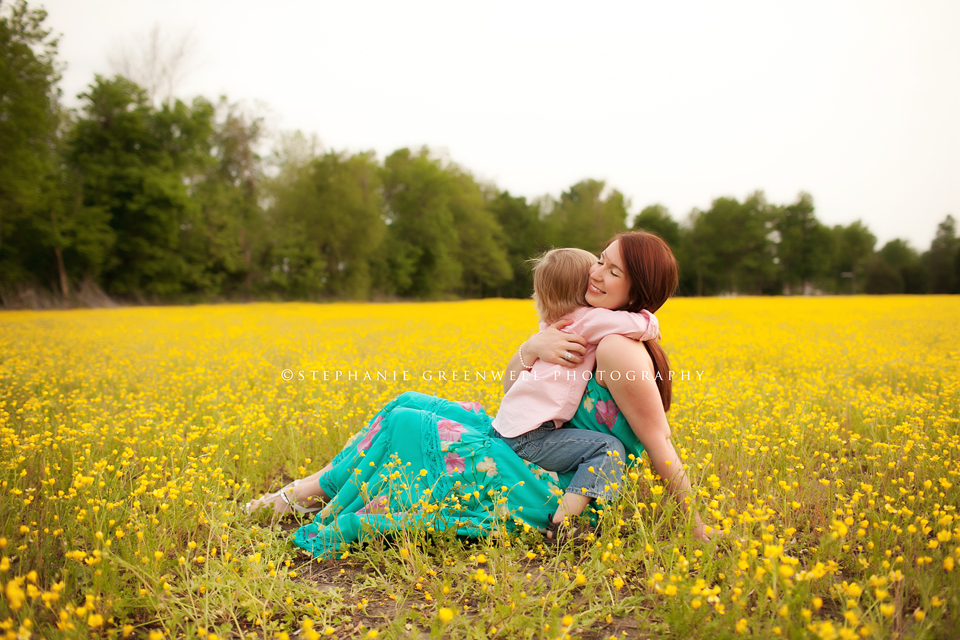 heather mitchell mom and son field yellow flowers annistyn rackley fundraiser field southeast missouri photographer stephanie greenwell