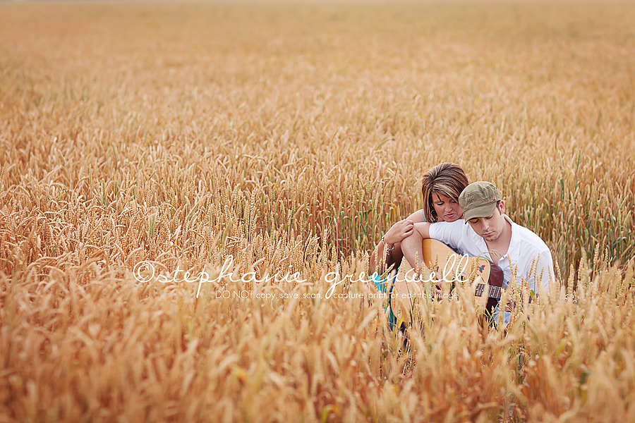 hayti mo couples photographer wheat field guitar love