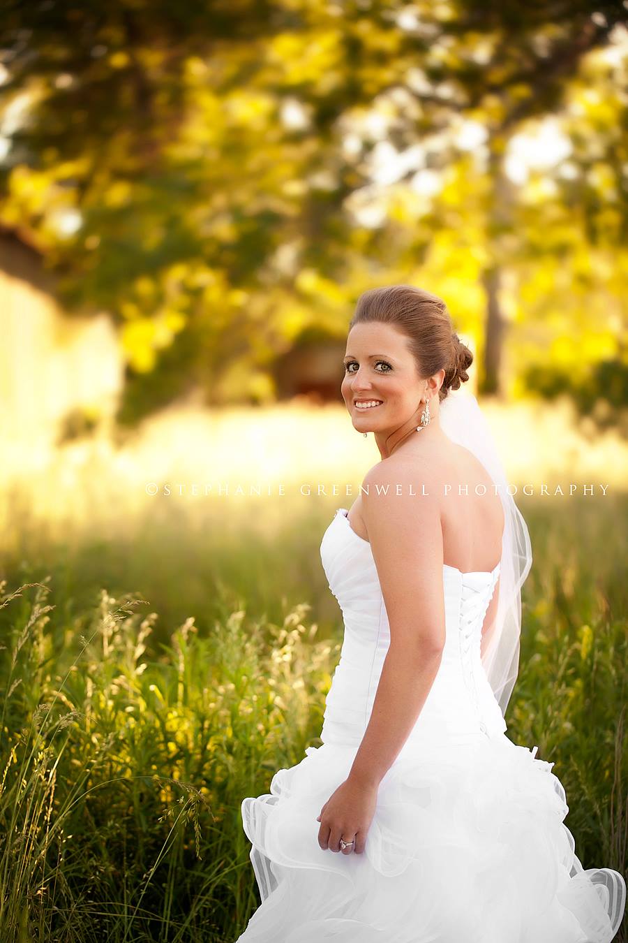 bridal field leslie cartee southeast missouri wedding photographer stephanie greenwell