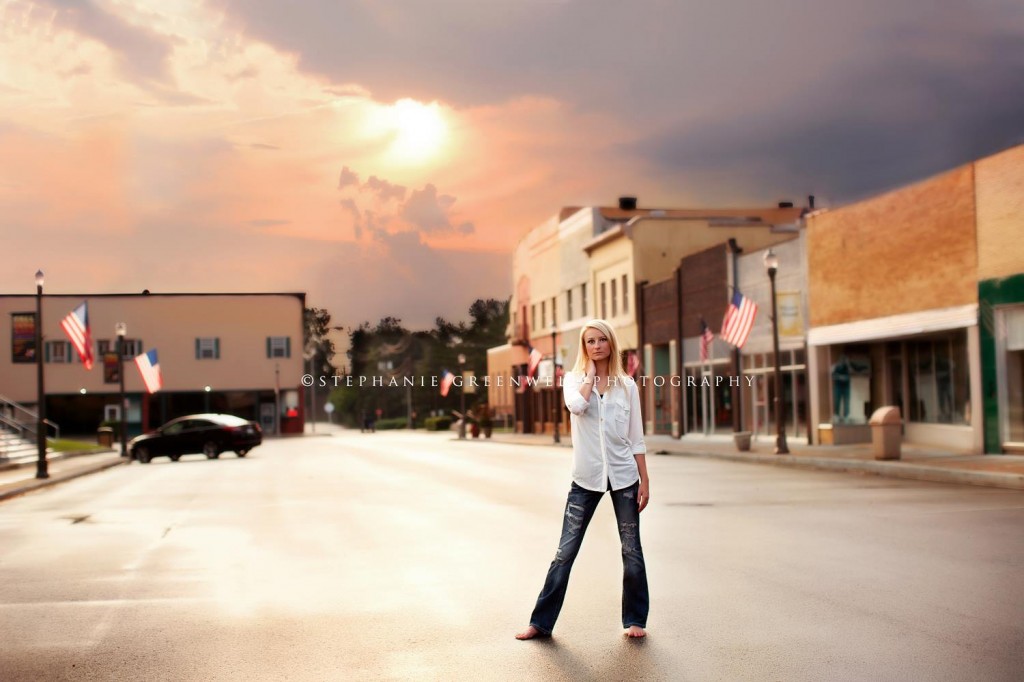 rachel ross kennett missouri senior square rainstorm urban flags stephanie greenwell photography