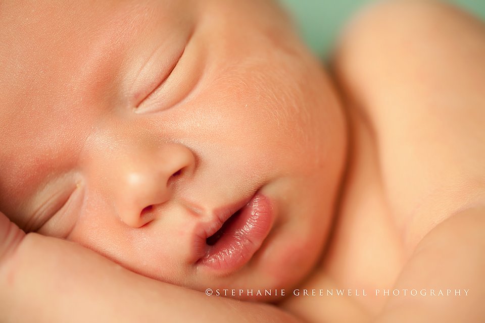 weston brown newborn macro lips redhead kennett missouri photographer stephanie greenwell